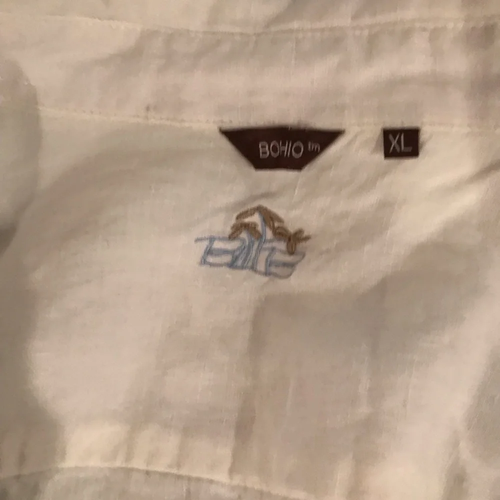 XL white linen shirt worn worn a couple of time. - Picture 3 of 3
